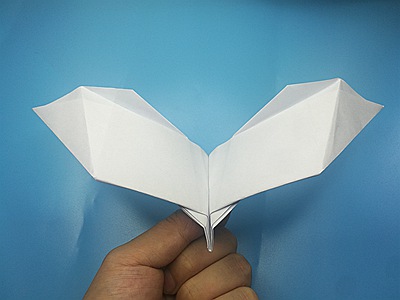 bat-paper-airplane-Step 19