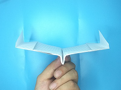 boomerang-paper-airplane 25