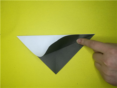 origami-penguin-Step 2