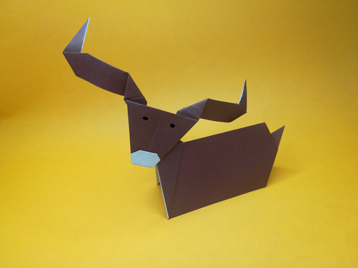 paper-origami-reindeer-Step 